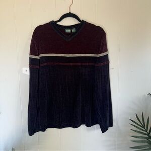 Falls Creek Men's Maroon and Dark Charcoal V-Neck Sweater